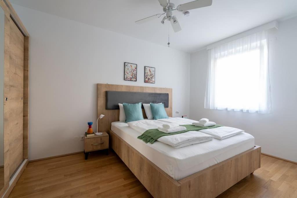 1Br Excellence, Fast To Centre By Hm Appartement Wenen Buitenkant foto