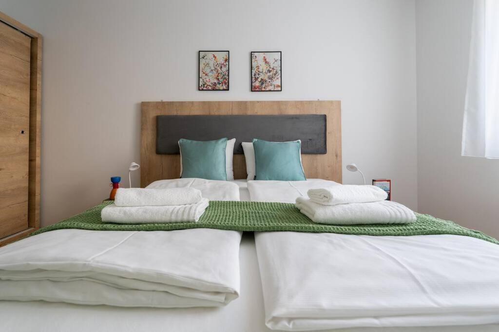 1Br Excellence, Fast To Centre By Hm Appartement Wenen Buitenkant foto