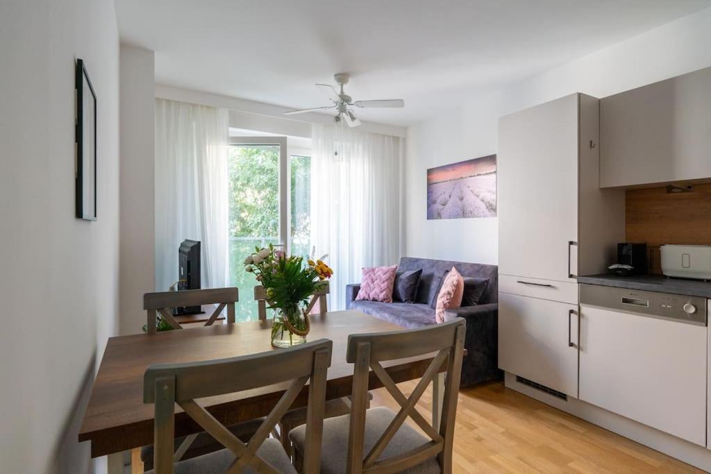 1Br Excellence, Fast To Centre By Hm Appartement Wenen Buitenkant foto